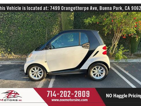 Used 2014 smart fortwo pure image 10