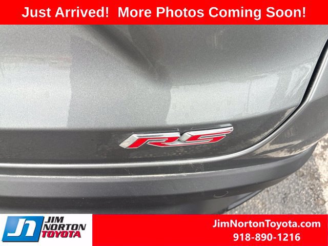 Used 2025 Chevrolet Trax RS w/ Sunroof Package FWD image 6