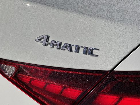 Used 2025 Mercedes-Benz C 300 4MATIC Sedan image 22