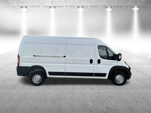 Used 2023 RAM ProMaster 2500 FWD image 8