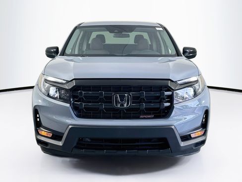 Used 2024 Honda Ridgeline Sport image 2