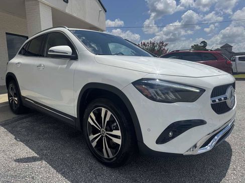Used 2025 Mercedes-Benz GLA 250 image 40