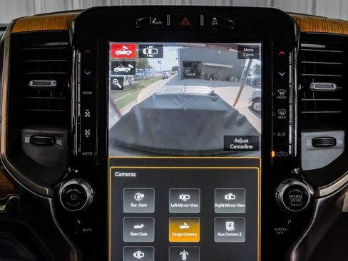 Used 2022 RAM 3500 Limited AWD/4WD image 23