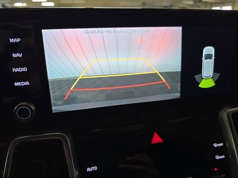 Used 2021 Kia Sorento SX image 24