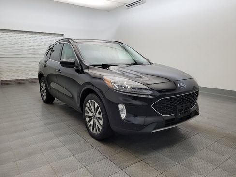 Used 2021 Ford Escape Titanium image 13