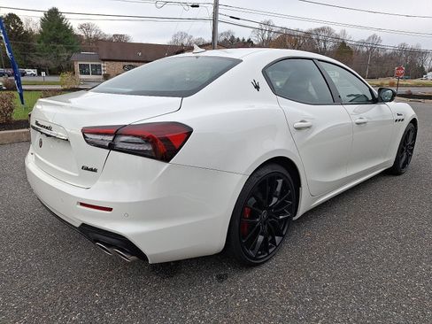 Used 2024 Maserati Ghibli Modena Ultima Q4 AWD/4WD image 3