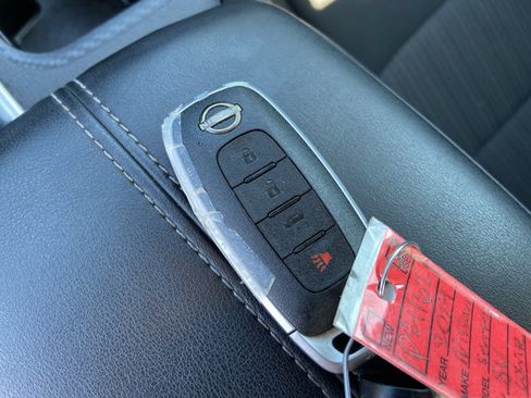 Used 2024 Nissan Sentra SV FWD image 42