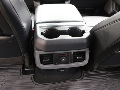 Used 2026 Ford F350 Lariat w/ Lariat Ultimate Package AWD/4WD image 19