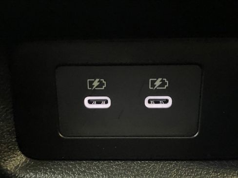 New 2026 Nissan Armada SV image 31