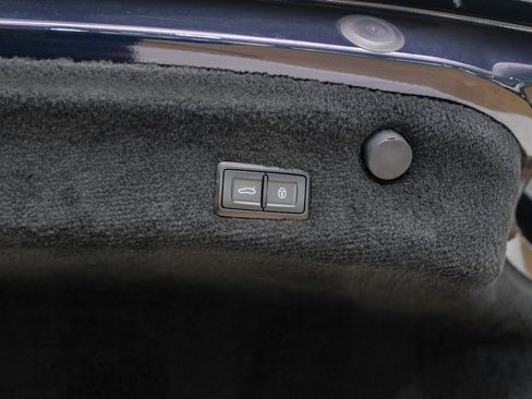 Used 2021 Bentley Continental GT AWD/4WD image 49