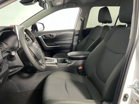 Used 2025 Toyota RAV4 LE image 20