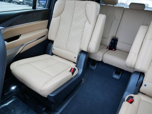 Used 2025 Cadillac Escalade IQ Sport 2 AWD/4WD image 12