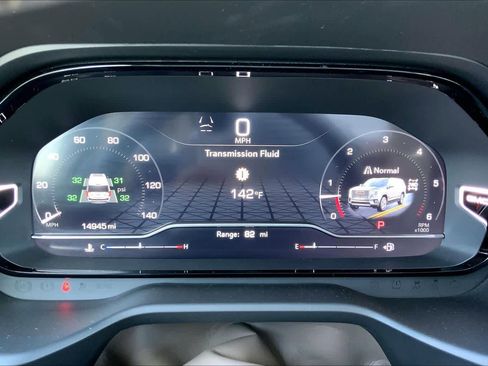 Used 2023 GMC Yukon Denali image 25