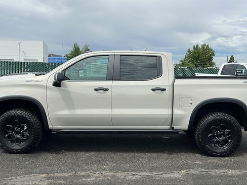 New 2026 Chevrolet Silverado 1500 ZR2 w/ ZR2 Bison Edition AWD/4WD image 9