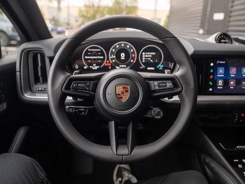 New 2026 Porsche Cayenne Coupe AWD/4WD image 13