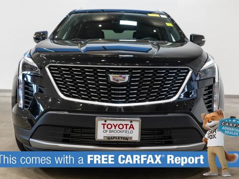 Used 2023 Cadillac XT4 Premium Luxury AWD/4WD image 2