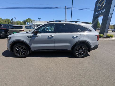 Used 2023 Kia Sorento SX Prestige AWD/4WD image 3