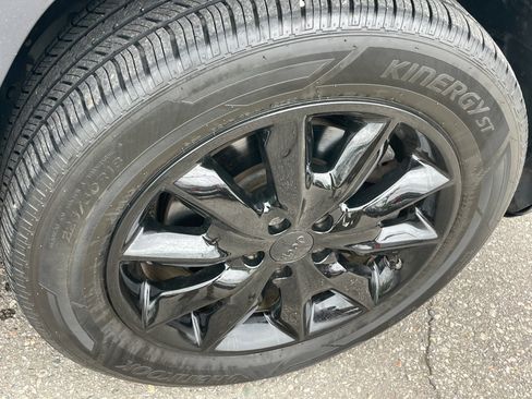 Used 2015 Jeep Cherokee Limited AWD/4WD image 12