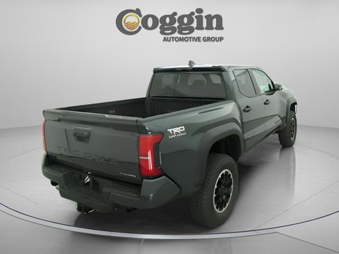 New 2025 Toyota Tacoma TRD Off-Road image 16