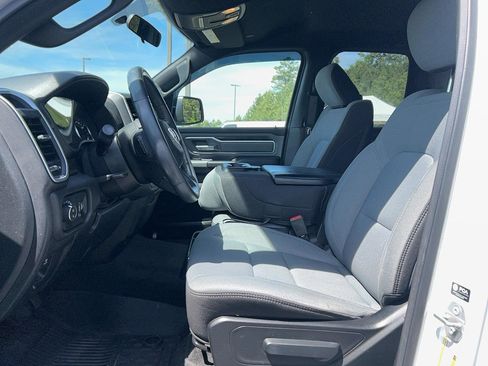 Used 2022 RAM 1500 AWD/4WD image 11