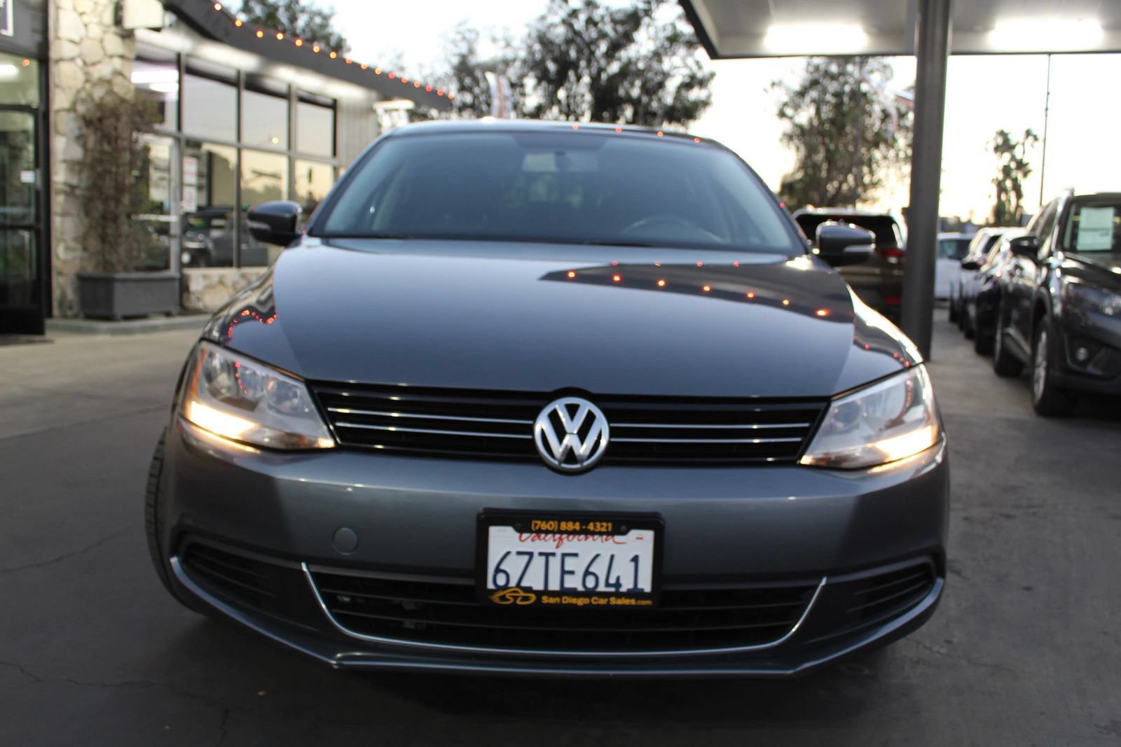 Used 2013 Volkswagen Jetta SE FWD image 8