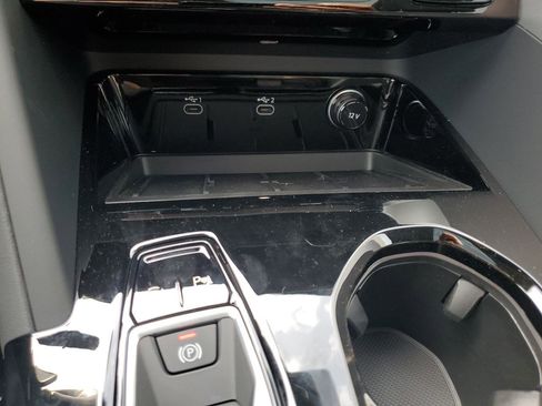 New 2026 Audi Q5 Premium image 8