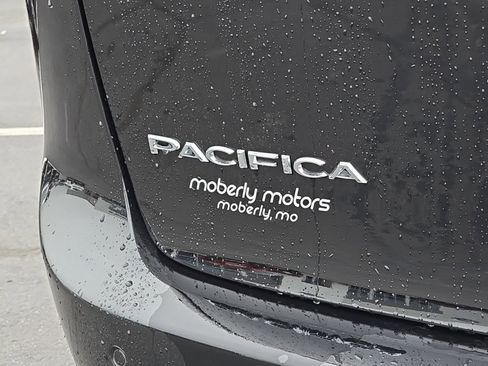 New 2026 Chrysler Pacifica Pinnacle image 76