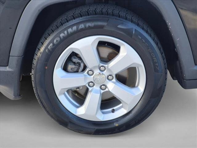 Used 2020 Jeep Compass Latitude w/ Popular Equipment Group FWD image 22