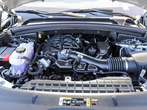 New 2024 Jeep Grand Cherokee Laredo X w/ Luxury Tech Group I AWD/4WD image 29