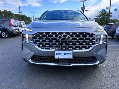 Used 2023 Hyundai Santa Fe SEL w/ Premium Package AWD/4WD image 2