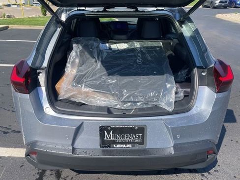 New 2026 Lexus UX 300h AWD image 15