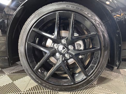Used 2025 Honda Civic Sport image 36