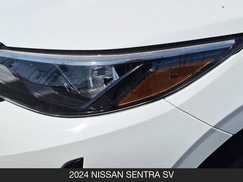 Used 2024 Nissan Sentra SV FWD image 10
