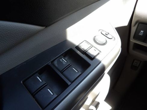 Used 2014 Honda CR-V EX-L image 26