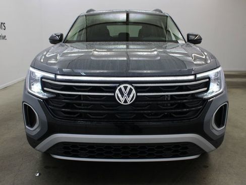 New 2026 Volkswagen Atlas Peak Edition AWD/4WD image 7