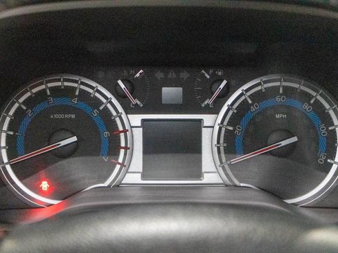 Used 2016 Toyota 4Runner SR5 image 13