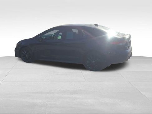 Used 2023 Toyota Corolla SE FWD image 5