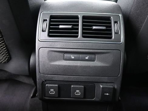 Used 2021 Jaguar F-PACE SVR AWD/4WD image 22