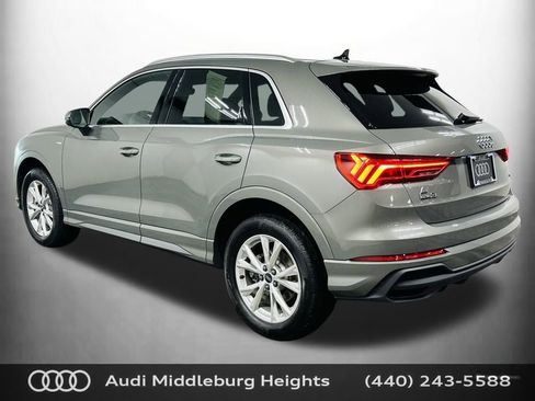 Certified 2025 Audi Q3 2.0T Premium w/ Convenience Package image 4