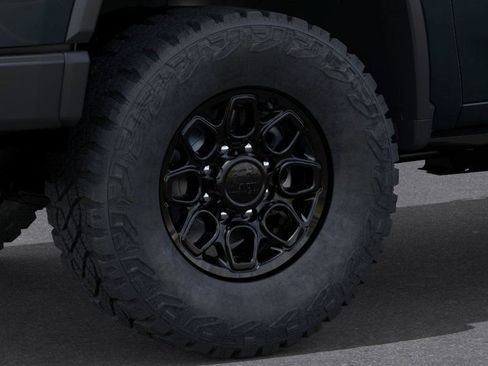New 2026 Chevrolet Silverado 2500 ZR2 AWD/4WD image 9