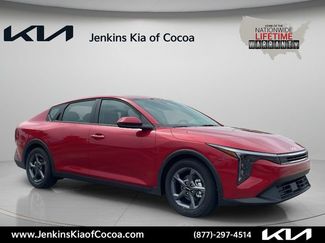 New 2026 Kia K4 FWD video 1