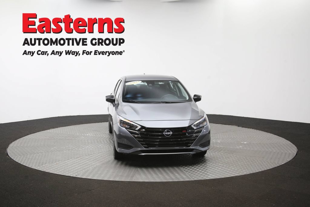 Used 2024 Nissan Versa SR FWD image 53