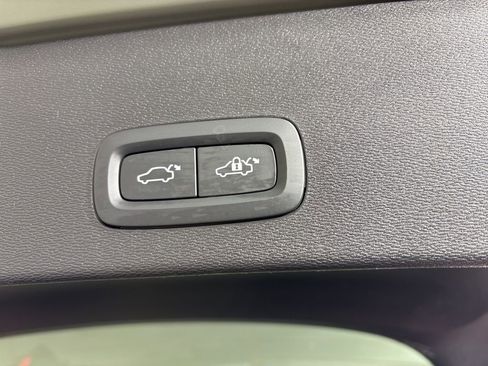 Used 2023 Volvo C40 P8 Recharge Plus AWD/4WD image 19