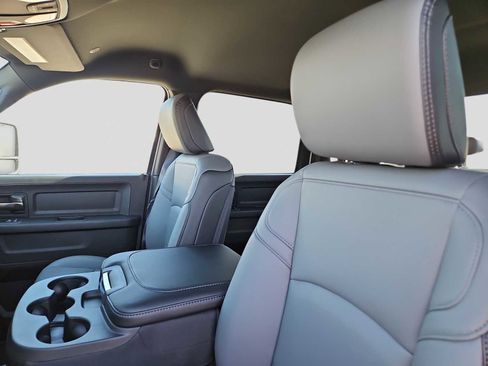 New 2026 RAM 3500 Tradesman w/ Chrome Appearance Group image 18