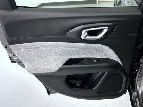 Certified 2022 Jeep Compass Latitude AWD/4WD image 20