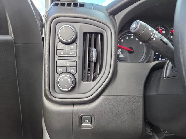 Used 2025 Chevrolet Silverado 1500 Custom w/ LPO, Dark Essentials Package AWD/4WD image 27