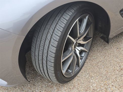 Used 2026 Genesis G70 2.5T image 30