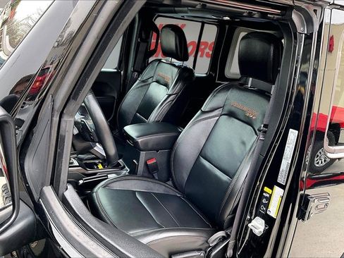 Used 2022 Jeep Wrangler Unlimited Rubicon w/ Xtreme Recon 35" Tire Package image 21