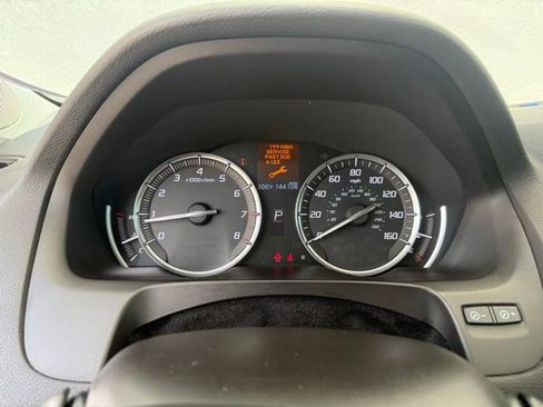 Used 2017 Acura TLX FWD image 9