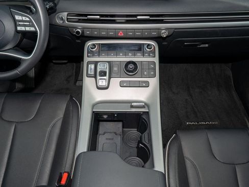 Used 2025 Hyundai Palisade SEL FWD image 28